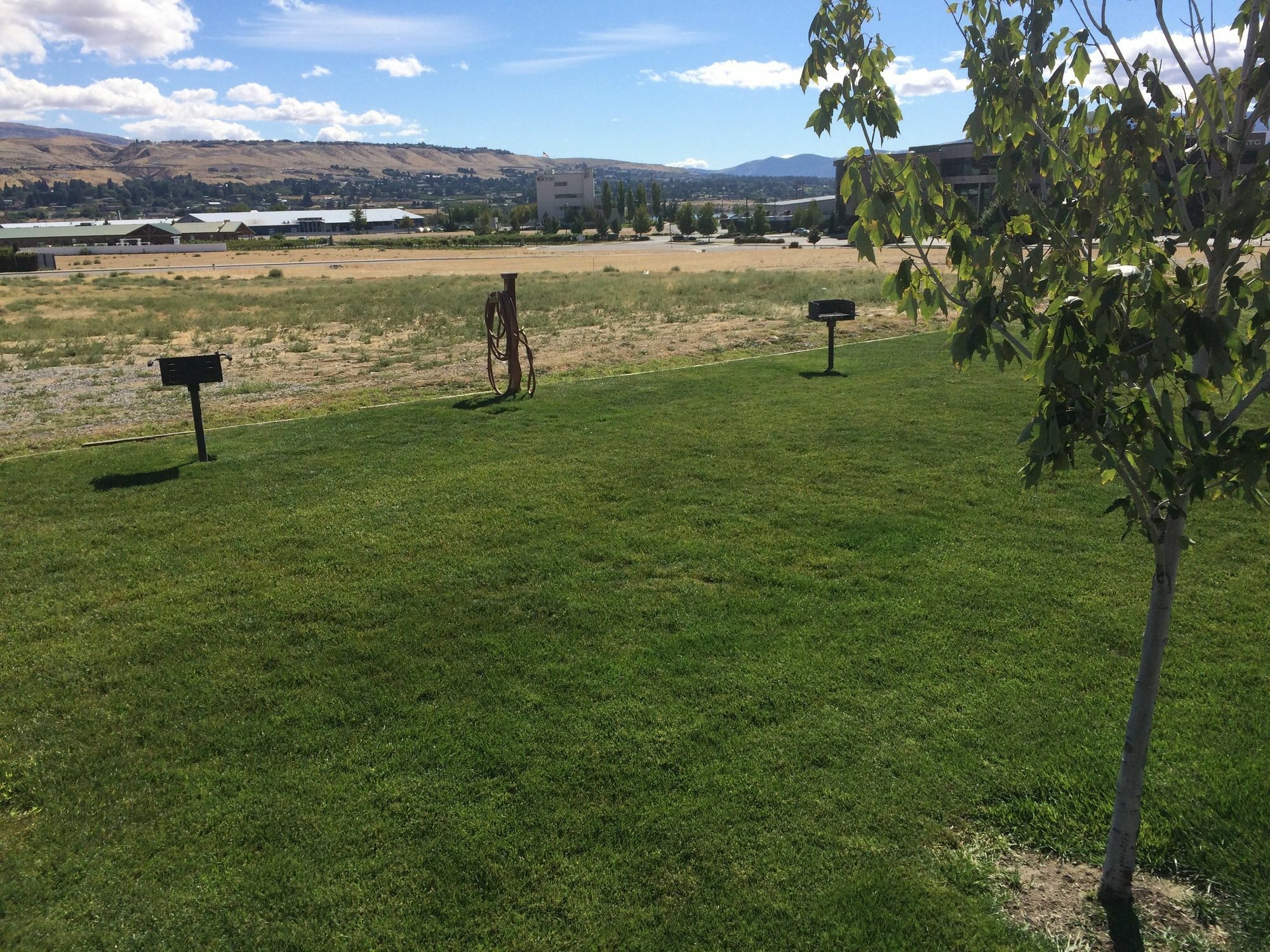 Comfort Suites Wenatchee Gateway Exterior photo